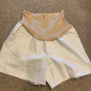 Old Navy Maternity Full Panel Boyfriend White Cut-Off Jean Shorts Size 10